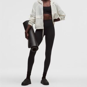 Lululemon Align No-Line Leggings 28” size 6 Black